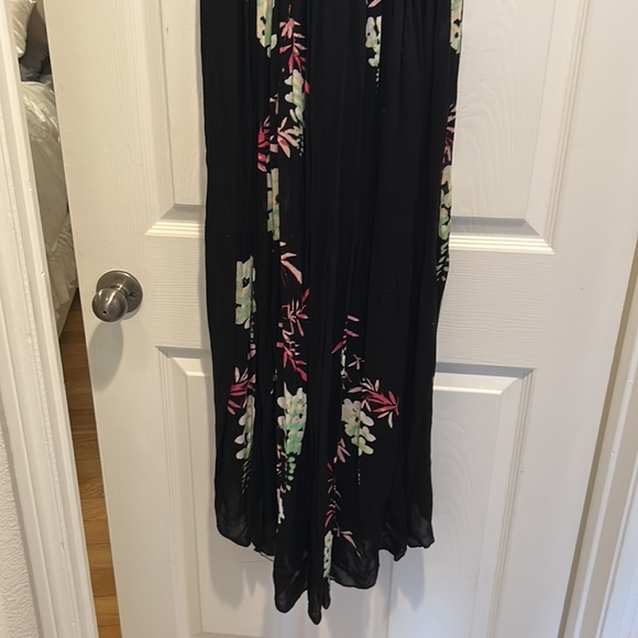 NWT tags free people dress, size M. Beautiful print. - Picture 4 of 8